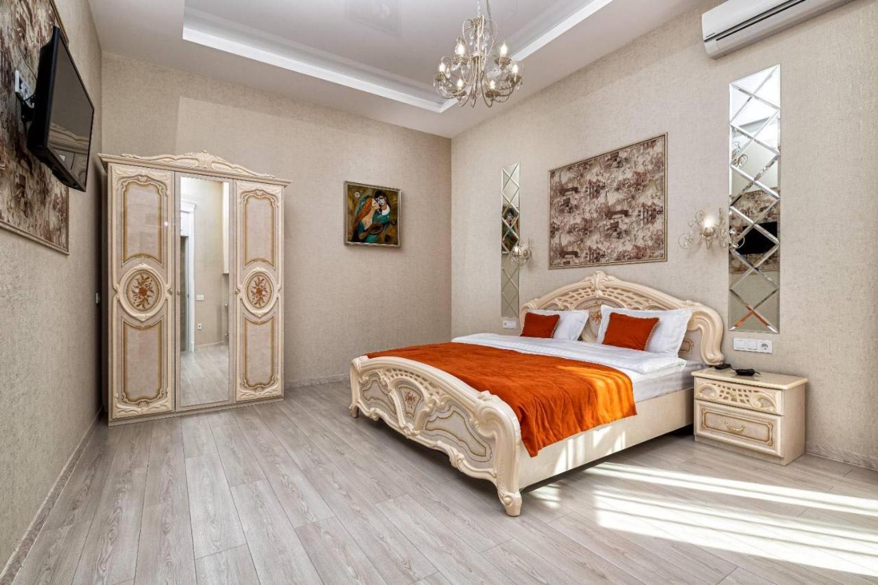 Rynok Square City Center Two Bedroom Apartment! ลวีฟ ภายนอก รูปภาพ
