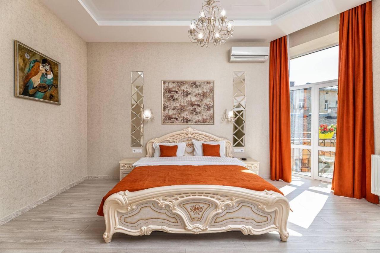 Rynok Square City Center Two Bedroom Apartment! ลวีฟ ภายนอก รูปภาพ